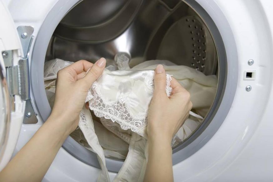 Giặt đồ lót nhằm ngăn chặn sự phát triển của vi khuẩn độc hại 