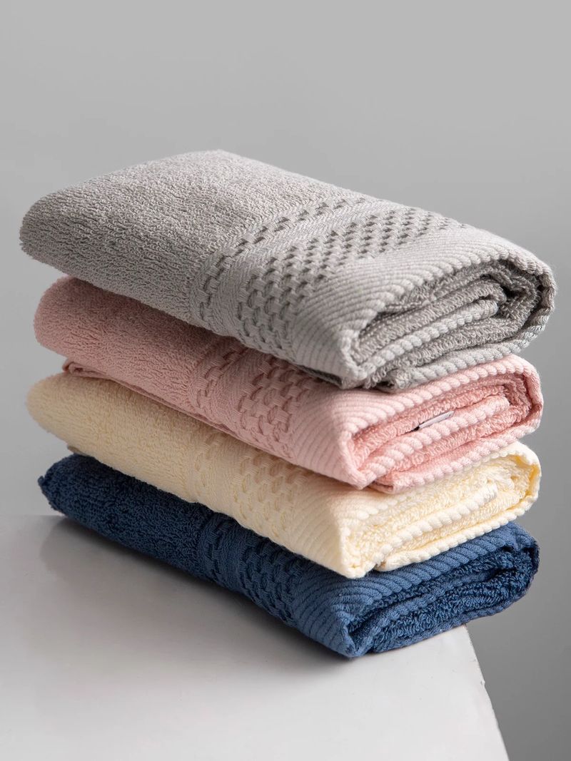 Những lợi ích từ khăn mặt và cách bảo quản khăn sao cho sạch sẽ