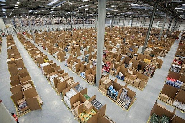 Tìm hiểu hàng kho Quảng Châu có những ưu điểm gì đặc biệt?