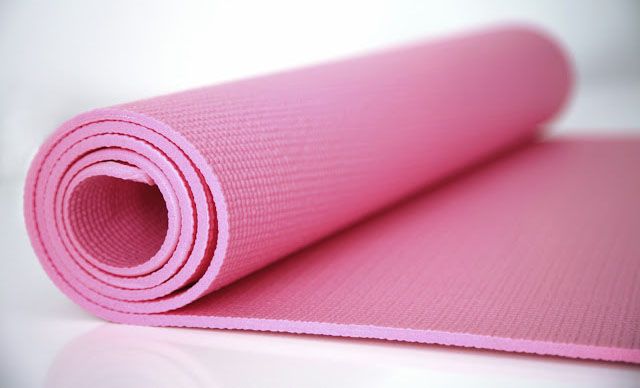 Cách chọn mua thảm tập Yoga giá tốt, chất lượng và bền đẹp nhất