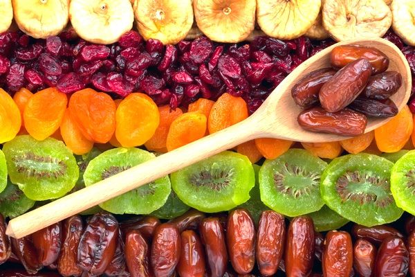 Ăn hoa quả sấy thường xuyên tốt hay hại?