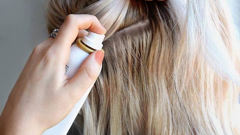 Có nên dùng dầu gội đầu khô hay không? Các loại dầu gội đầu khô tốt nhất nên mua hiện nay