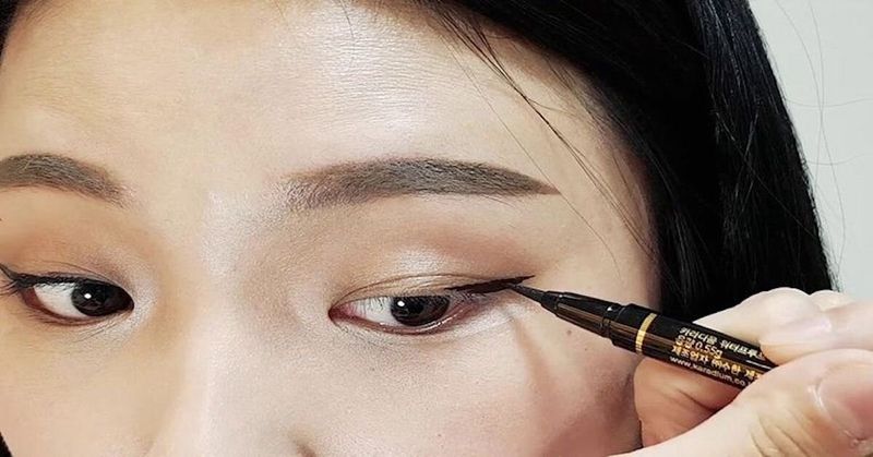 Tìm hiểu top 5+ các loại bút kẻ mắt nước chất lượng, lâu trôi